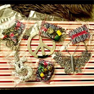 NWT 7 Piece Jewelry Lot 🦋